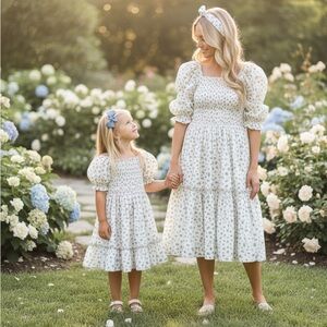 Ivy City Co Cream Floral Mommy and me Dress Set. Adult: S Child: 4/5T